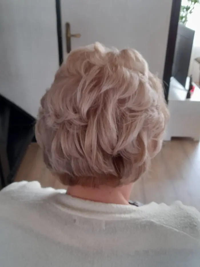 ﻿Thuis kapper Veenendaal en Ede Leonie's Hair Magic 49